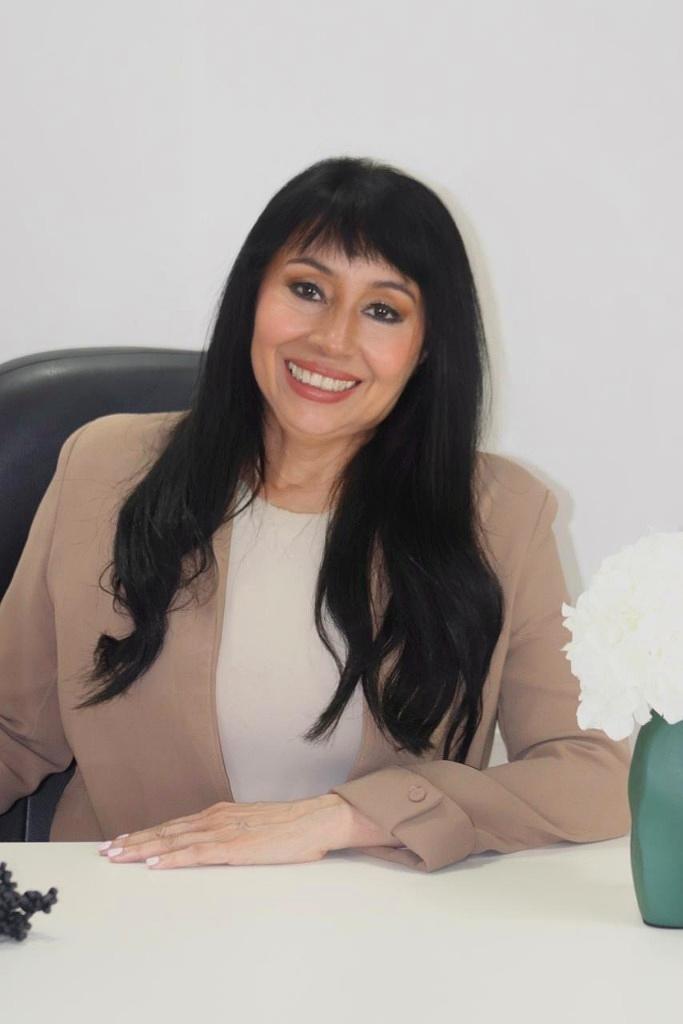Dra. Nélide de Torres